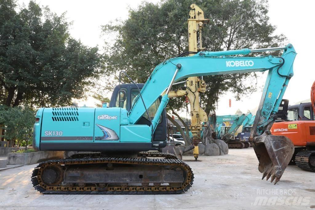 Kobelco SK130 Vidutinės galios ekskavatoriai 7-12 t