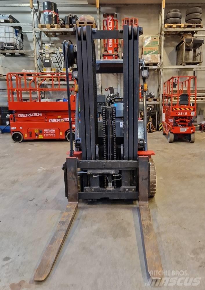 Manitou ME 430 Elektriniai šakiniai krautuvai