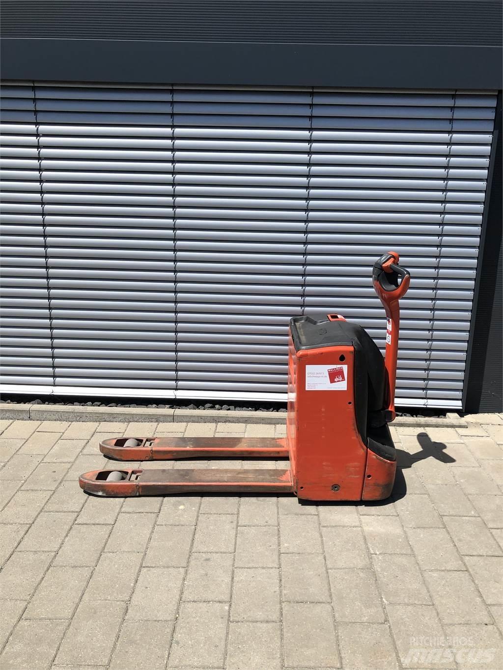 Linde T16 Mažų aukščių keltuvai