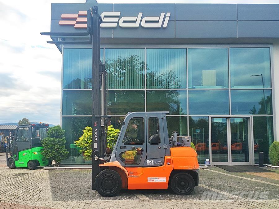 Toyota 02-7FD35 Dyzeliniai krautuvai