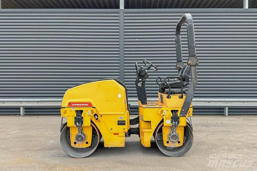 Dynapac CC1100 Porinių būgnų volai