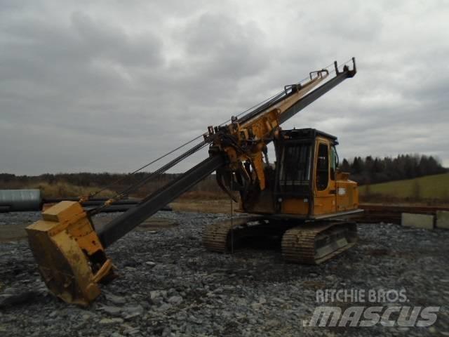 John Deere 200 LC Miško krautuvai