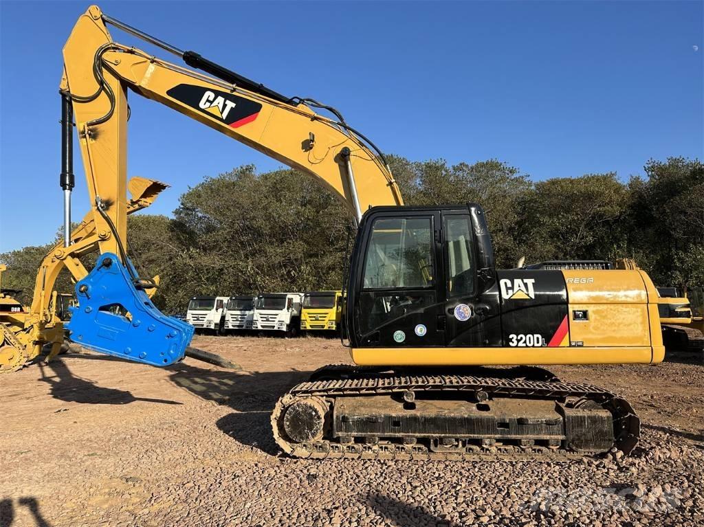 CAT 320 D L Vikšriniai ekskavatoriai