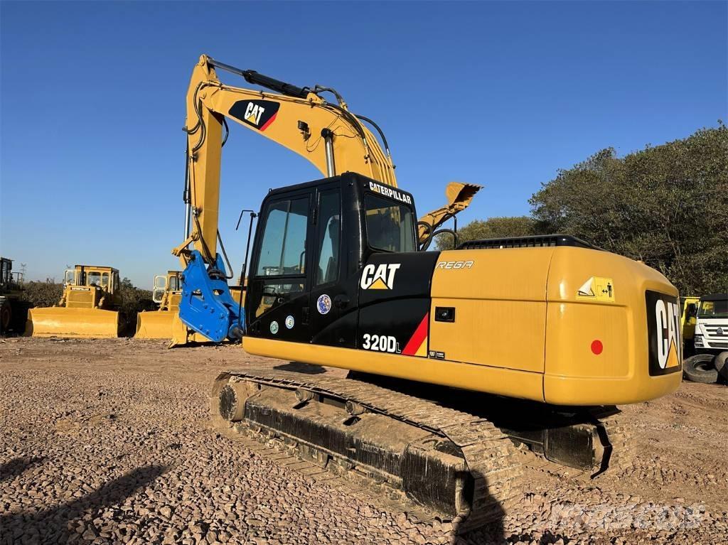 CAT 320 D L Vikšriniai ekskavatoriai