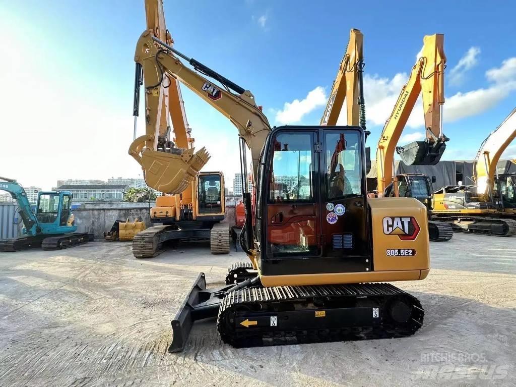CAT 305.5E2 Vikšriniai ekskavatoriai