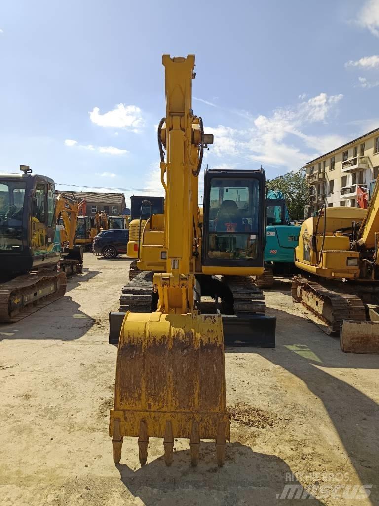 Komatsu PC 70 Vikšriniai ekskavatoriai