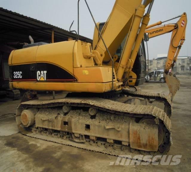 CAT 325 C Vikšriniai ekskavatoriai