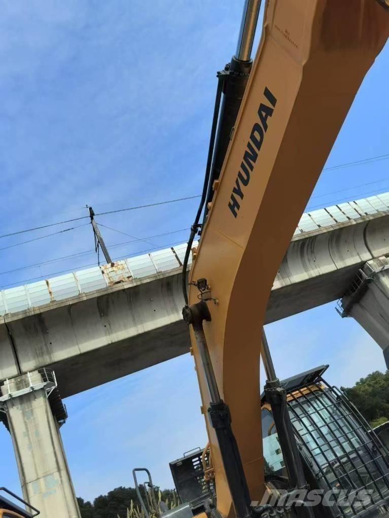 Hyundai 520VS Vikšriniai ekskavatoriai