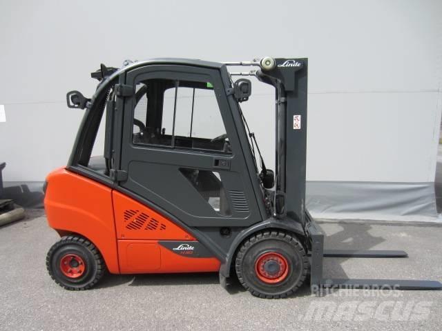 Linde H 30 D-03 Dyzeliniai krautuvai