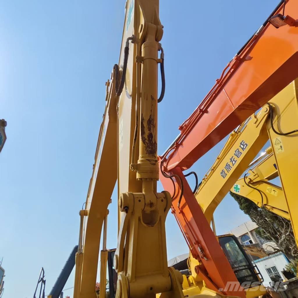 Komatsu PC 220 Vikšriniai ekskavatoriai