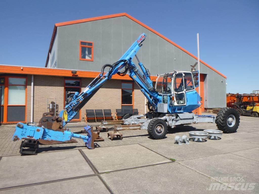 Menzi Muck A71 T2M Specialūs ekskavatoriai