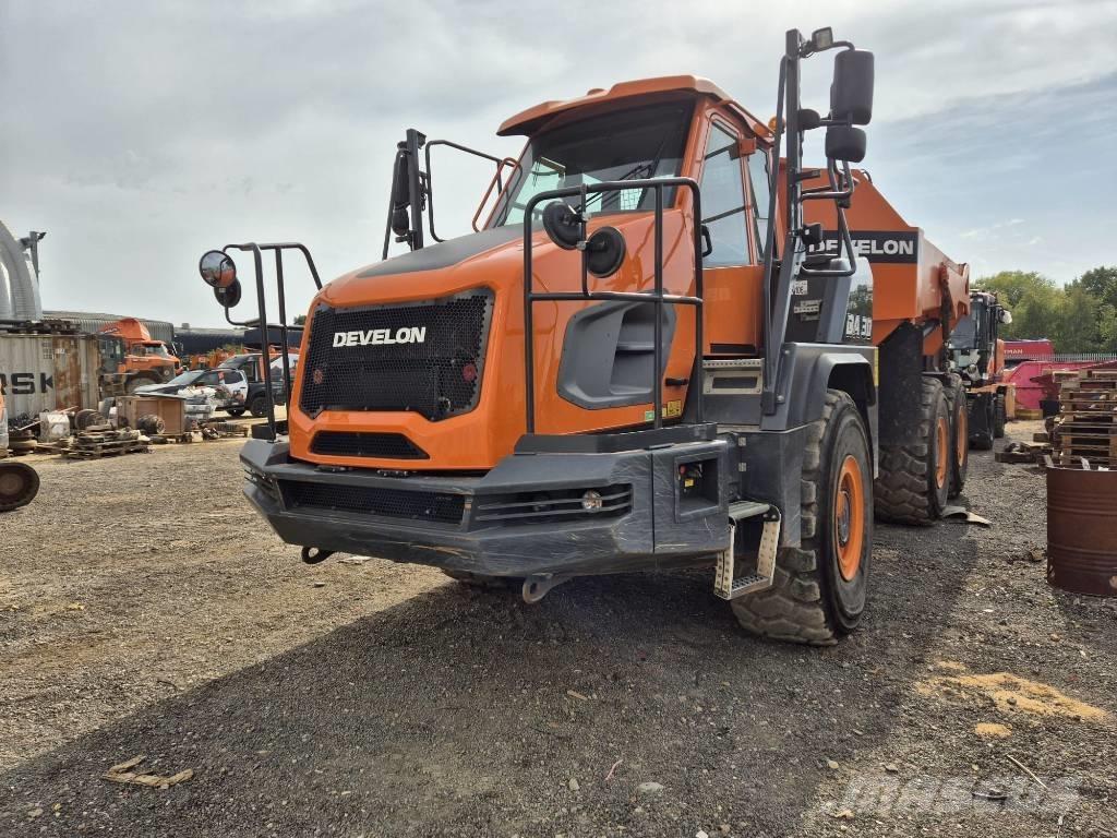 Develon DA 30 Karjeriniai savivarčiai