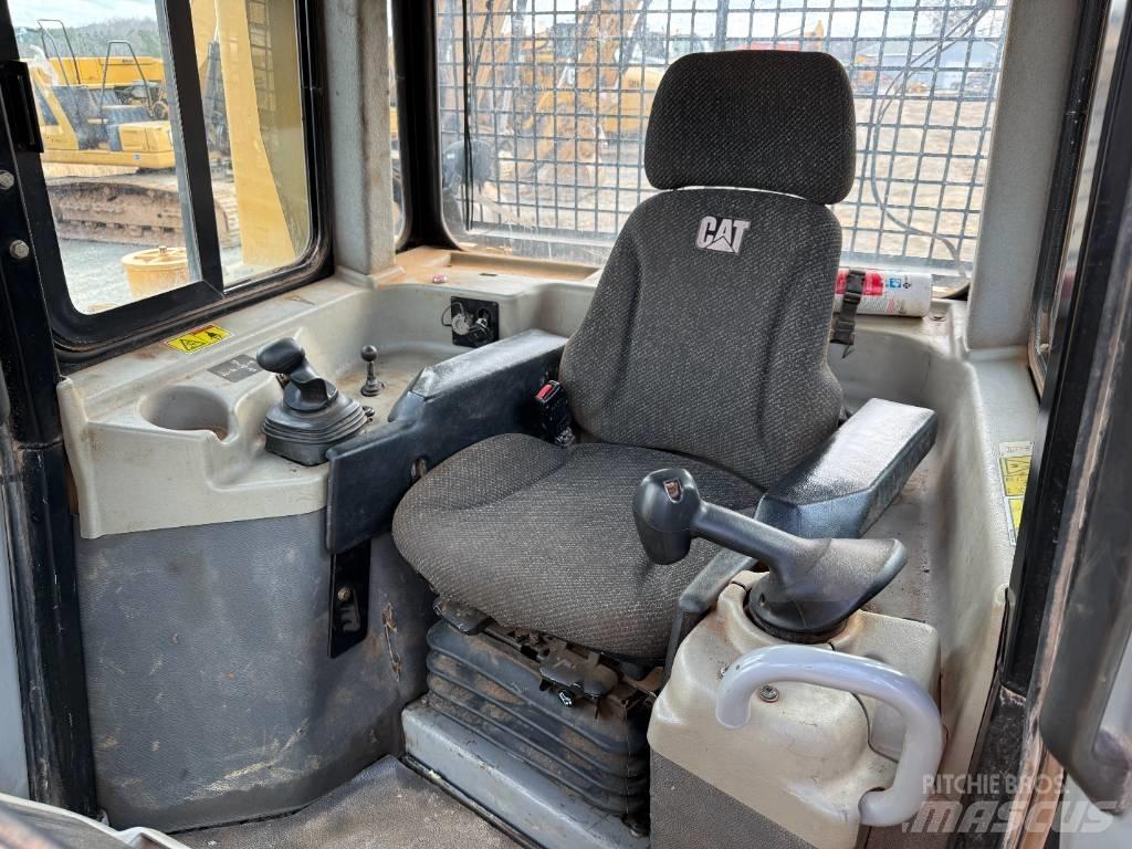 CAT D 6 T XL Vikšriniai buldozeriai