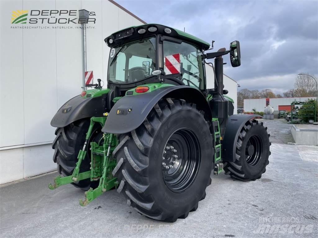 John Deere 6250R Traktoriai