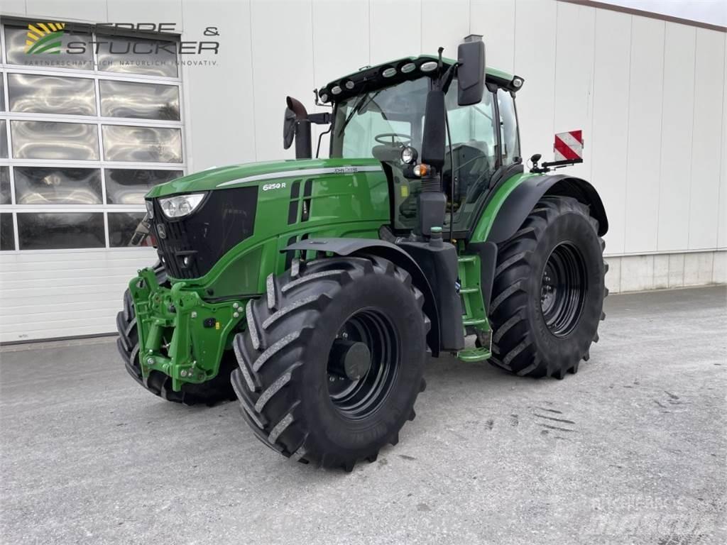 John Deere 6250R Traktoriai