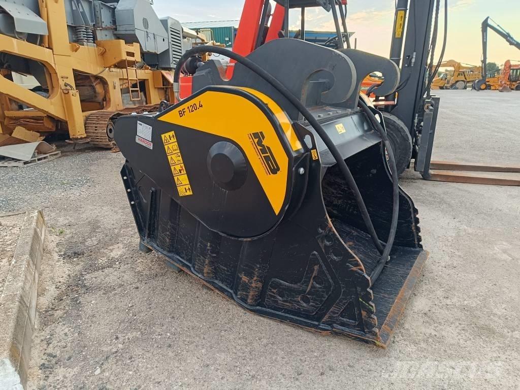 MB Crusher BF 120.4 Trupintuvai