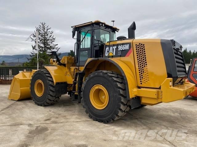 CAT 966 M Naudoti ratiniai krautuvai