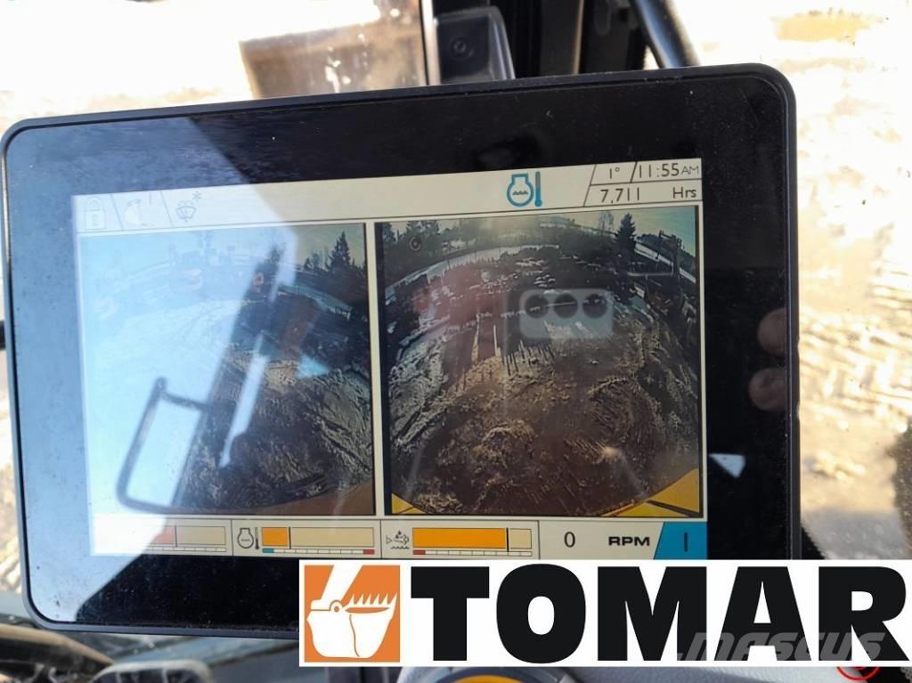 JCB 245 XR Vikšriniai ekskavatoriai