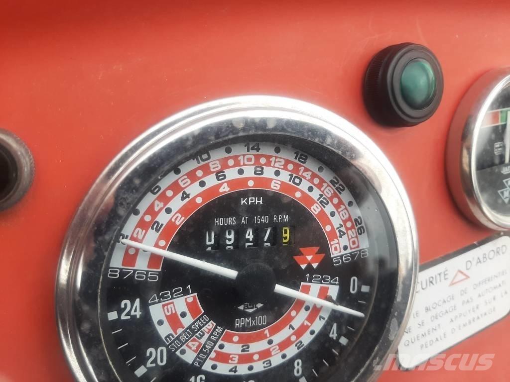 Massey Ferguson 158 Traktoriai
