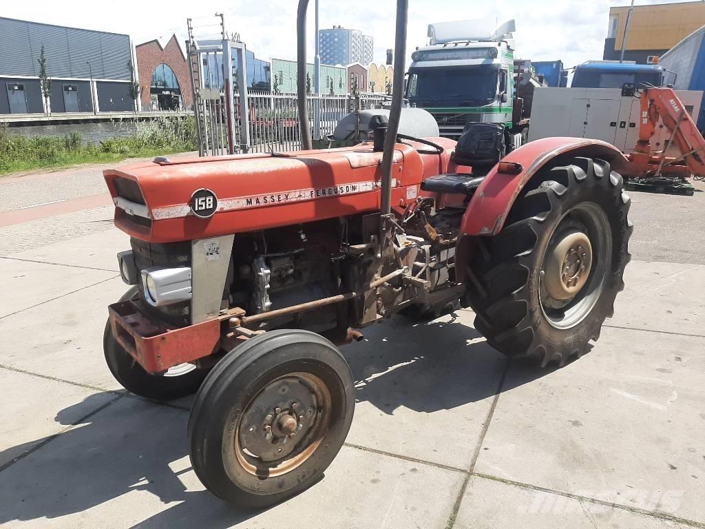 Massey Ferguson 158 Traktoriai