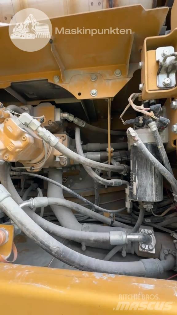 CAT 336 Vikšriniai ekskavatoriai