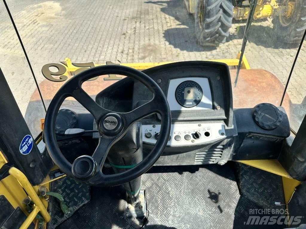 Bomag BW 211 D-4 Vieno būgno volai