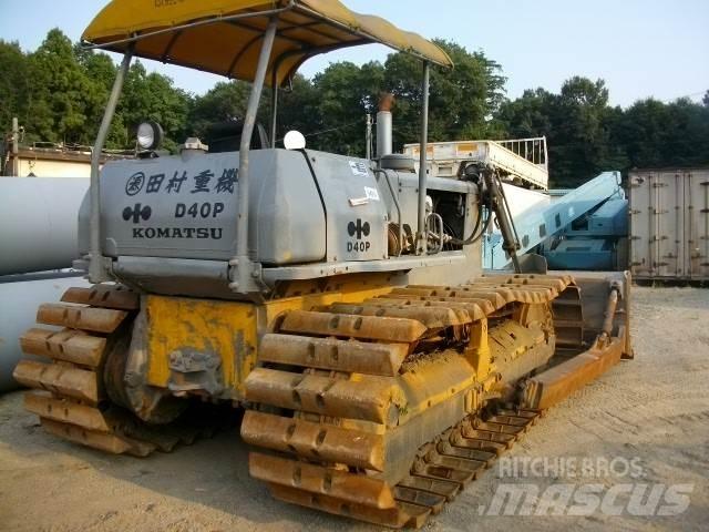 Komatsu D 40 P Vikšriniai buldozeriai