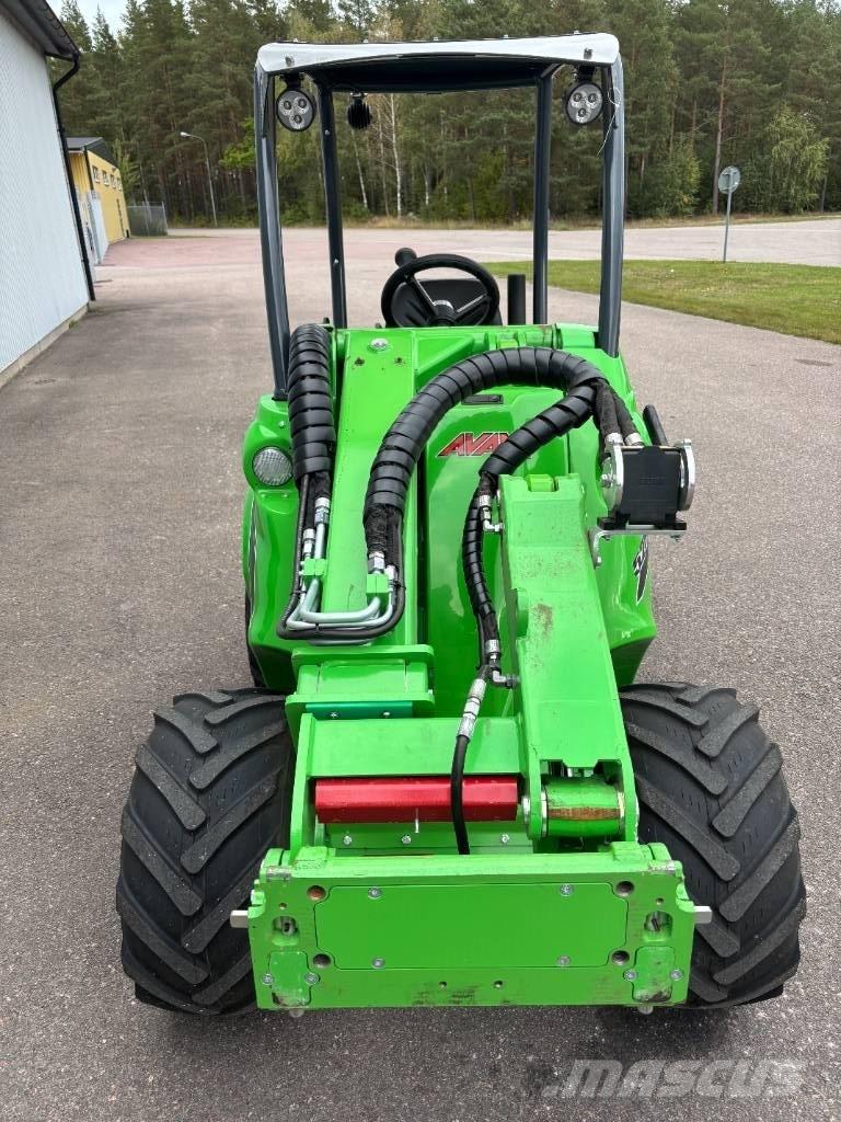 Avant 528 Specializuotos paskirties technika