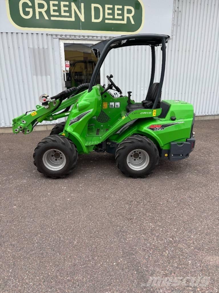 Avant 528 Specializuotos paskirties technika