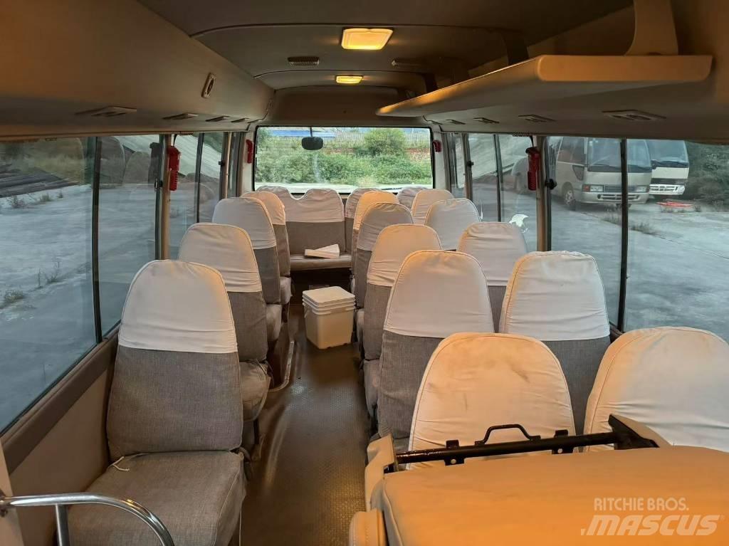 Toyota Coaster Tarpmiestiniai autobusai