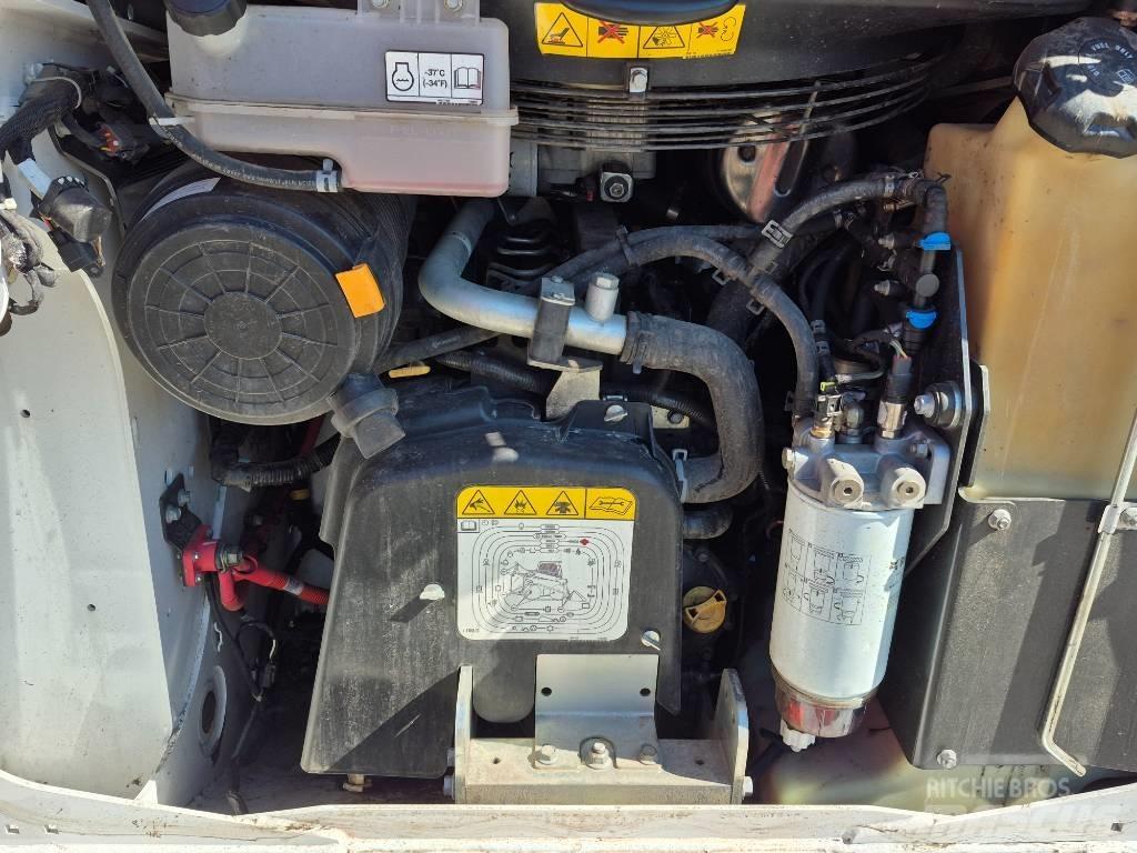 Bobcat S 76 Krautuvai su šoniniu pasukimu