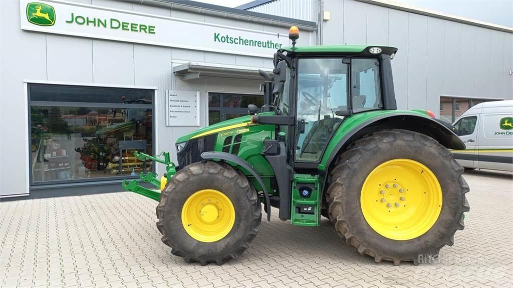 John Deere 6120M Traktoriai