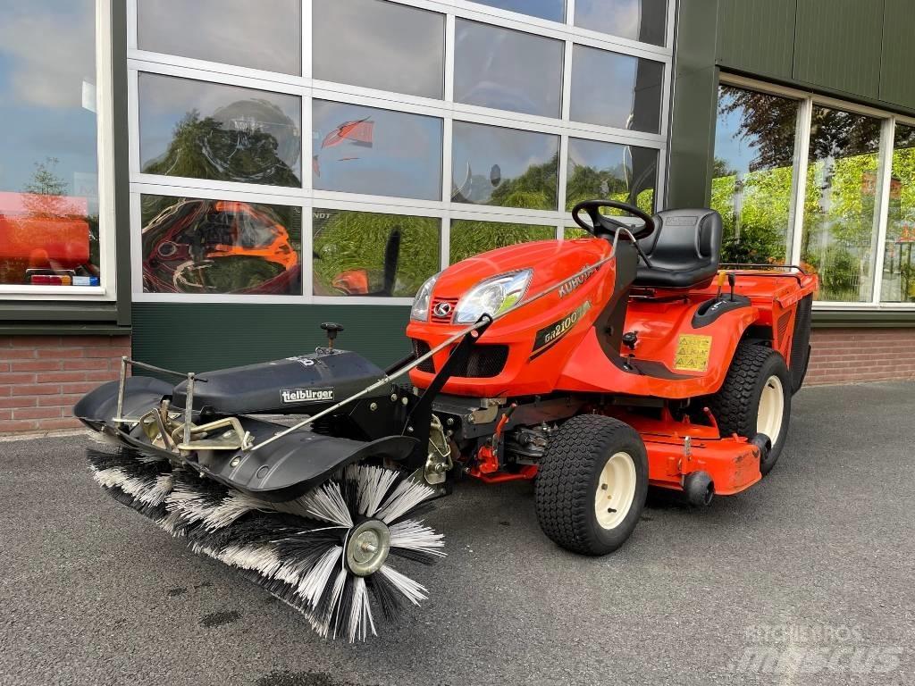 Kubota GR 2100 II Sodo traktoriukai-vejapjovės