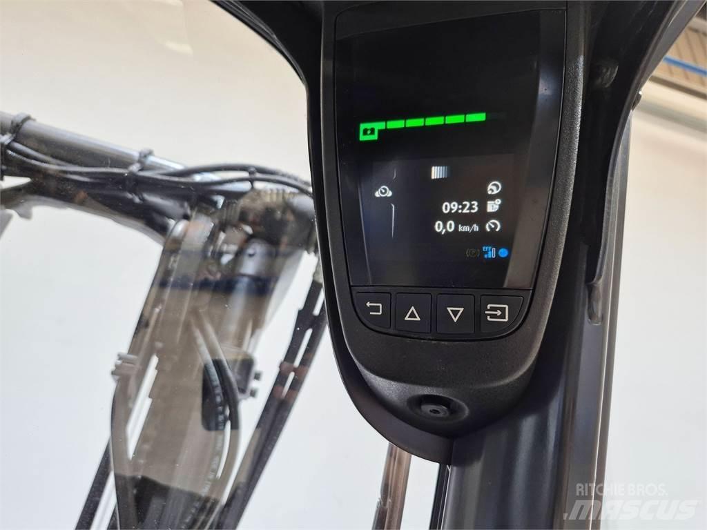 Linde E20L 02 386 Elektriniai šakiniai krautuvai