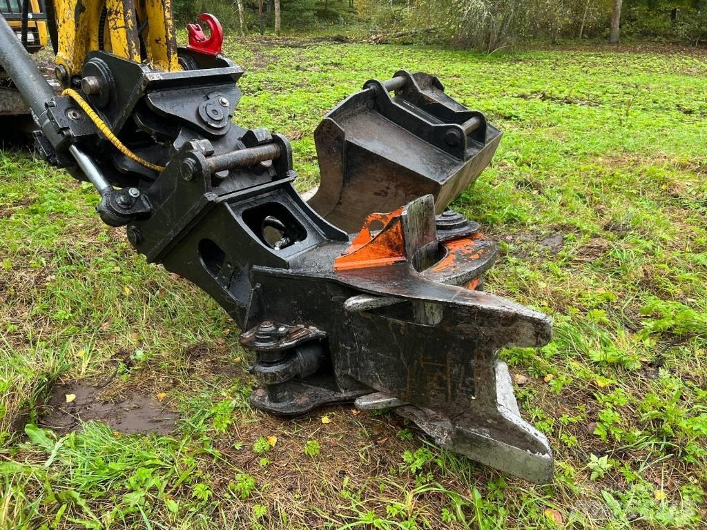 Komatsu PC138US-11 Vikšriniai ekskavatoriai