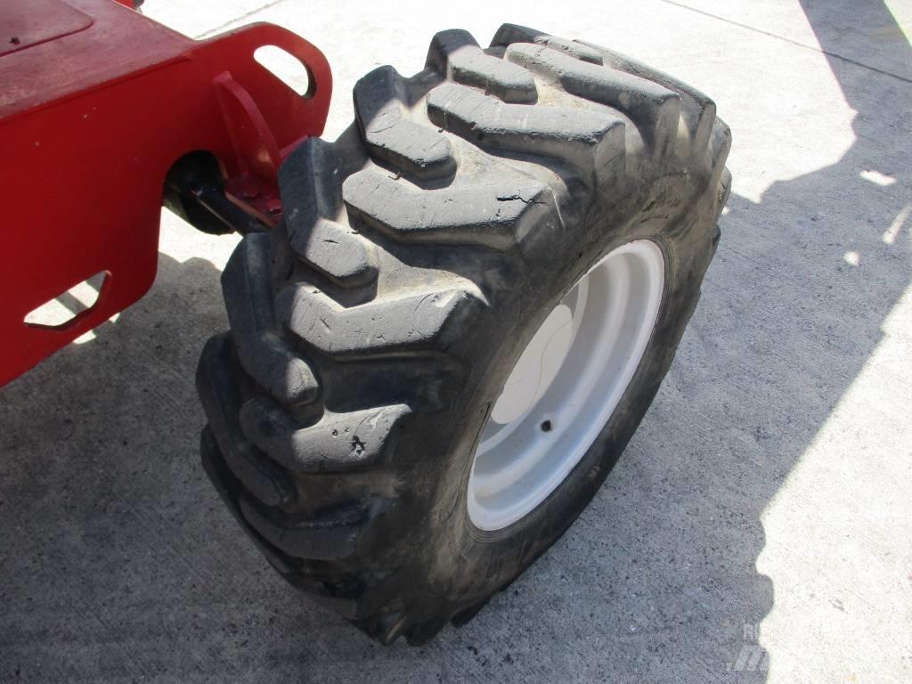 Manitou 160 ATJ (397) Kompaktiškas savaeigis strėlinis keltuvas