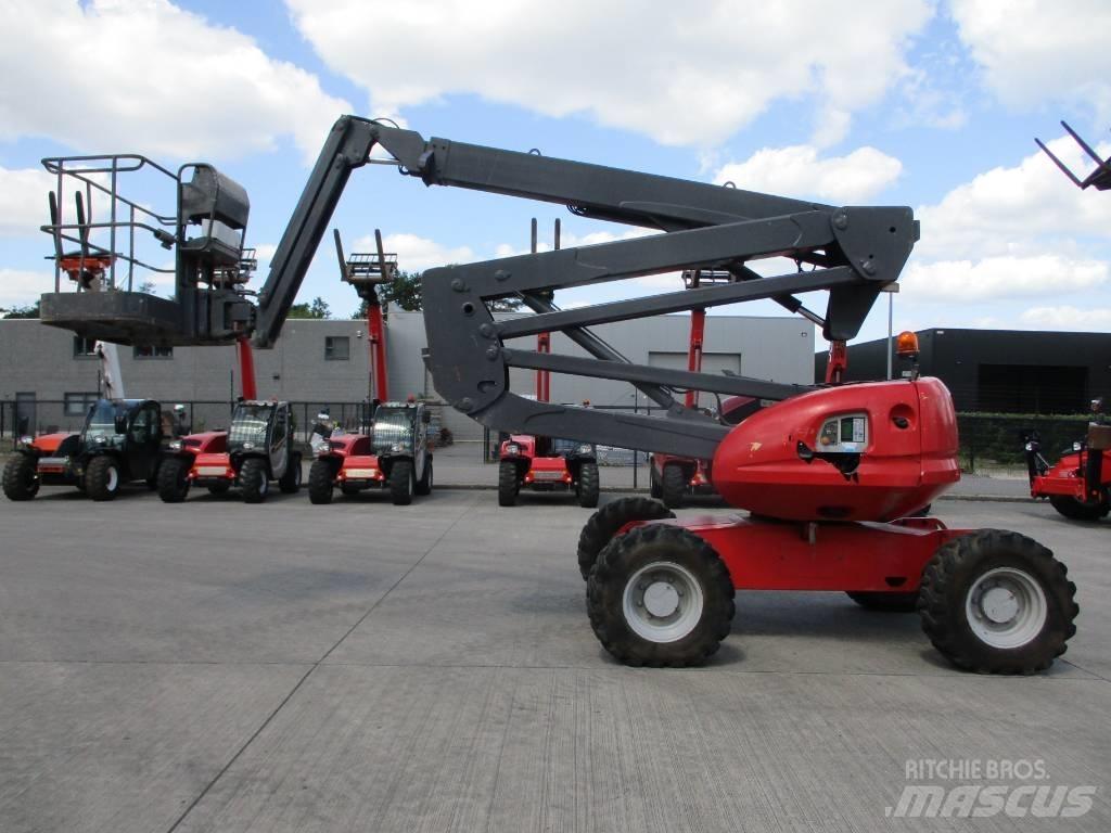 Manitou 160 ATJ (397) Kompaktiškas savaeigis strėlinis keltuvas