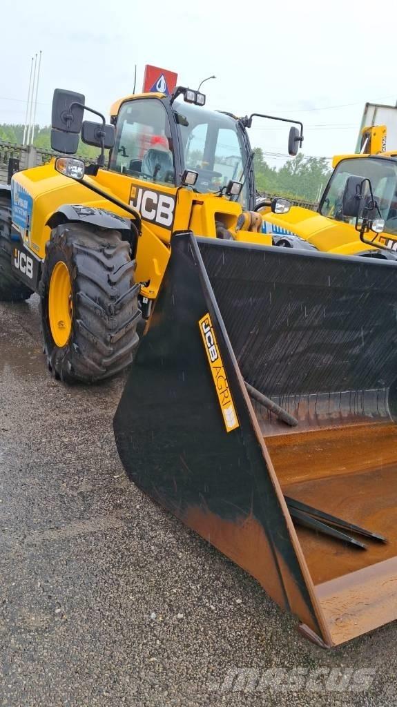 JCB 542-70 Agri Teleskopiniai krautuvai