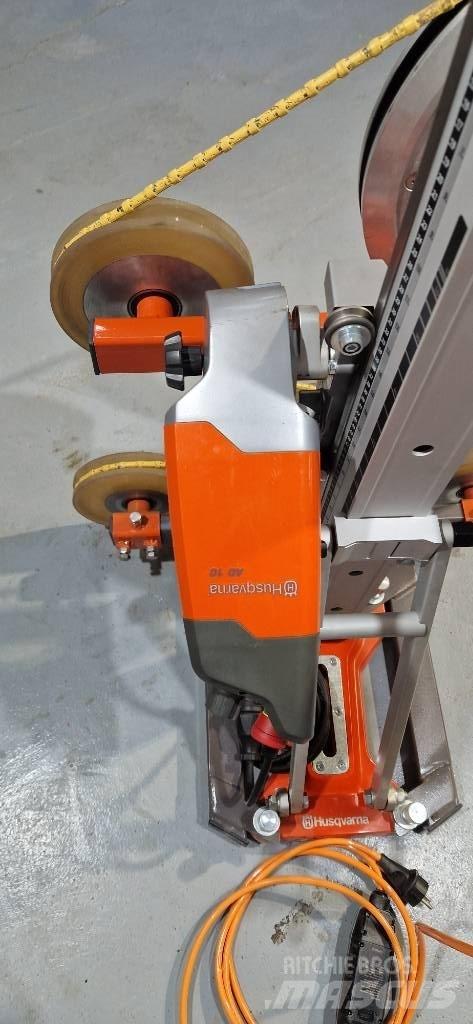 Husqvarna KS 40E Akmens ir betono pjūklai