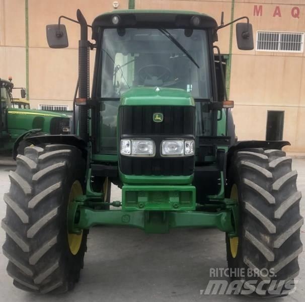 John Deere 6330 Traktoriai