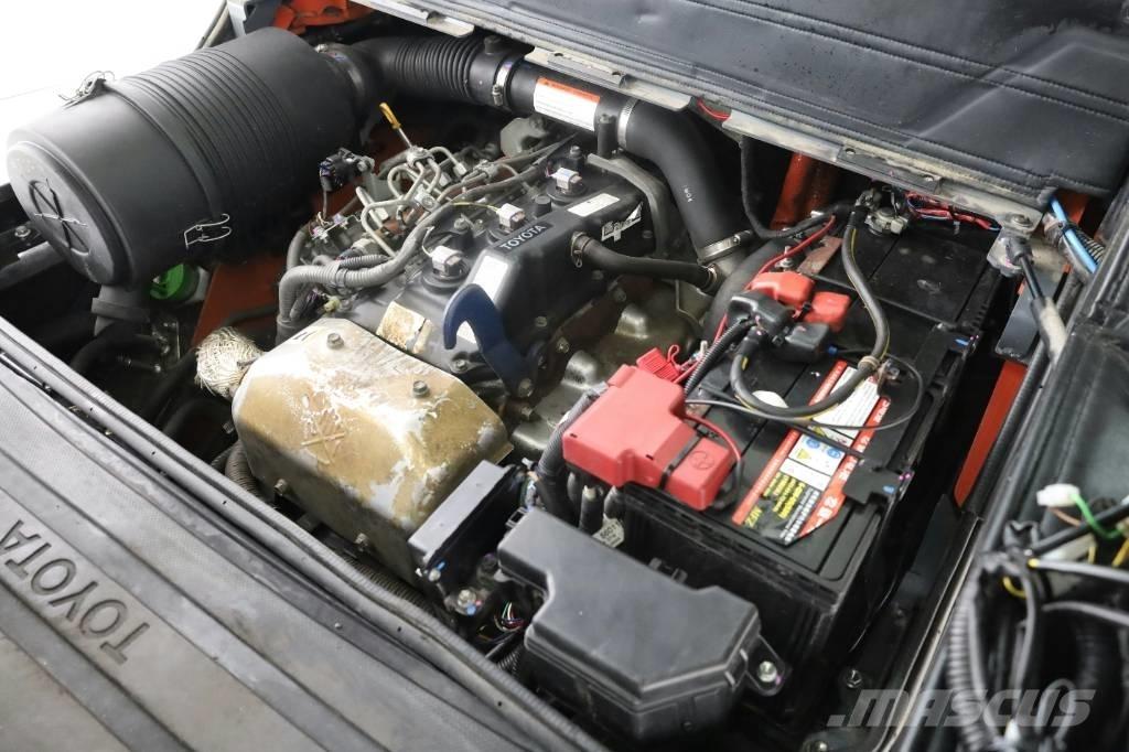 Toyota 40-8-FD-50-N Dyzeliniai krautuvai