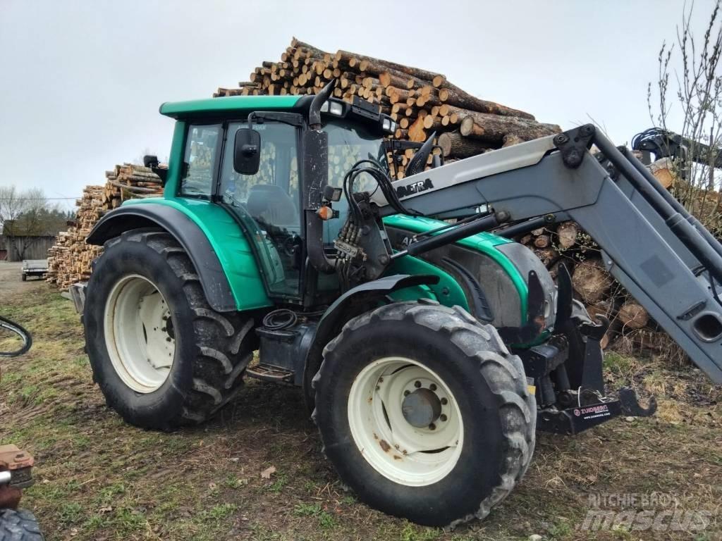 Valtra N 142 D Traktoriai