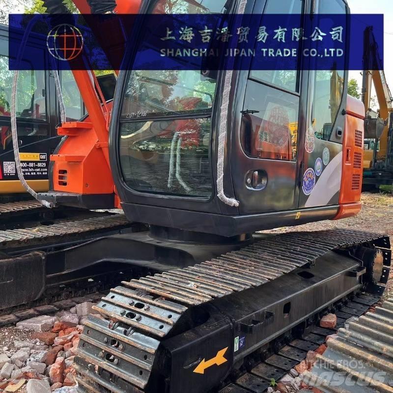 Hitachi ZX 135 Vikšriniai ekskavatoriai