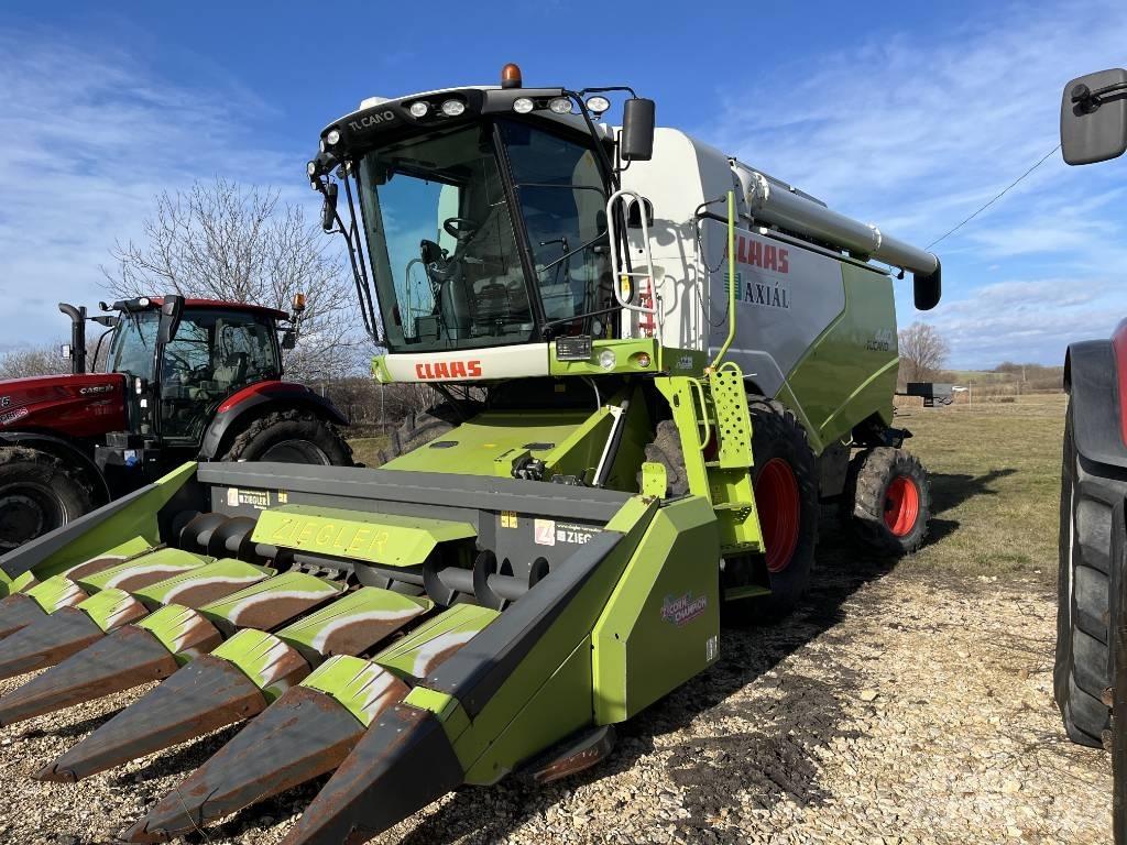 CLAAS Tucano 440 Derliaus nuėmimo kombainai