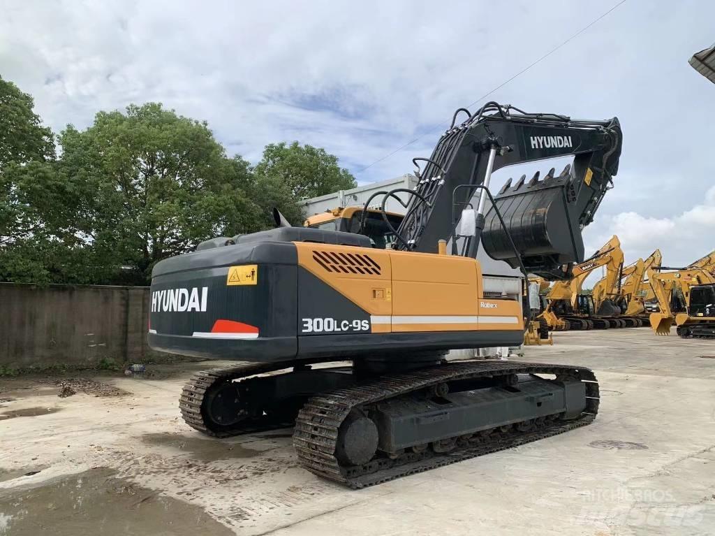 Hyundai R300LC-9S Vikšriniai ekskavatoriai