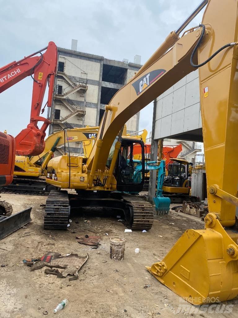 CAT 320 C L Vikšriniai ekskavatoriai