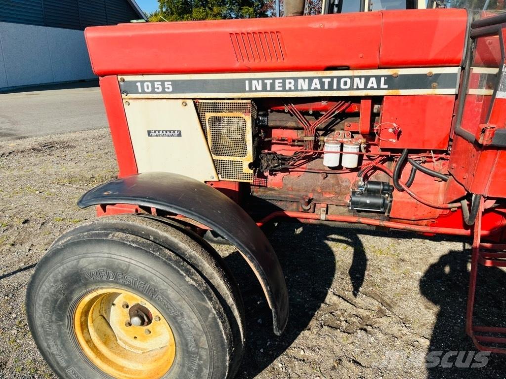 International 1055 Traktoriai