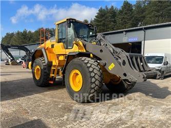 Volvo L 150 H Naudoti ratiniai krautuvai