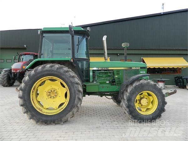 John Deere 3640 Traktoriai