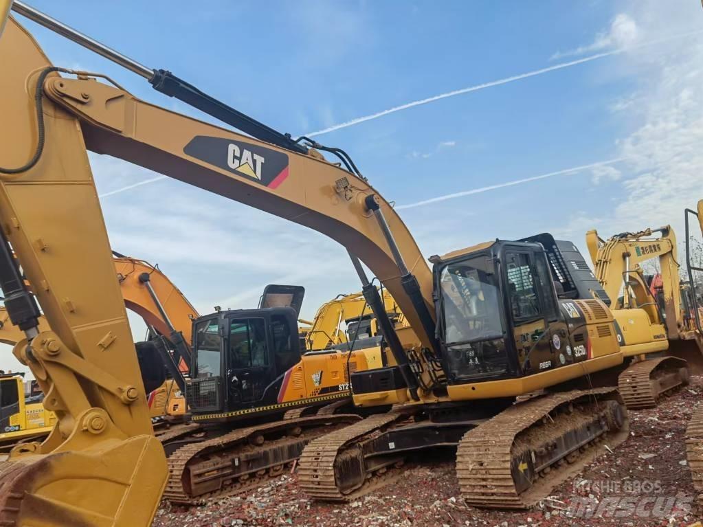 CAT 325 D2 Vikšriniai ekskavatoriai